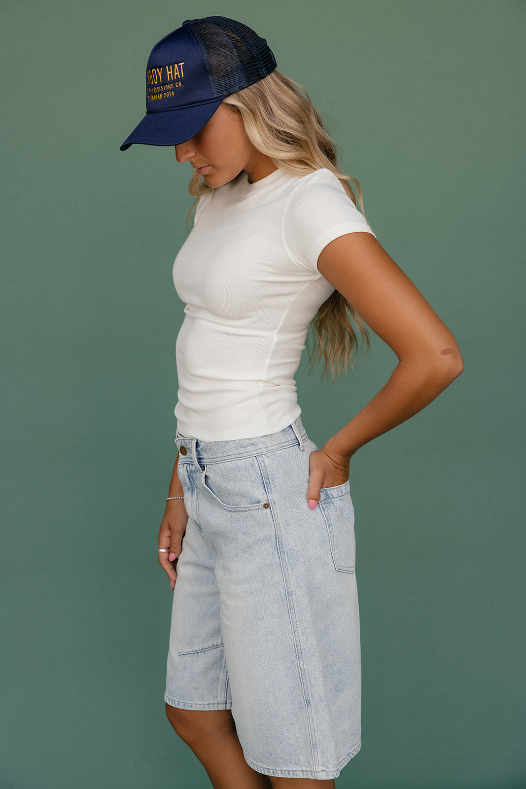 The Arlet Basic Tee