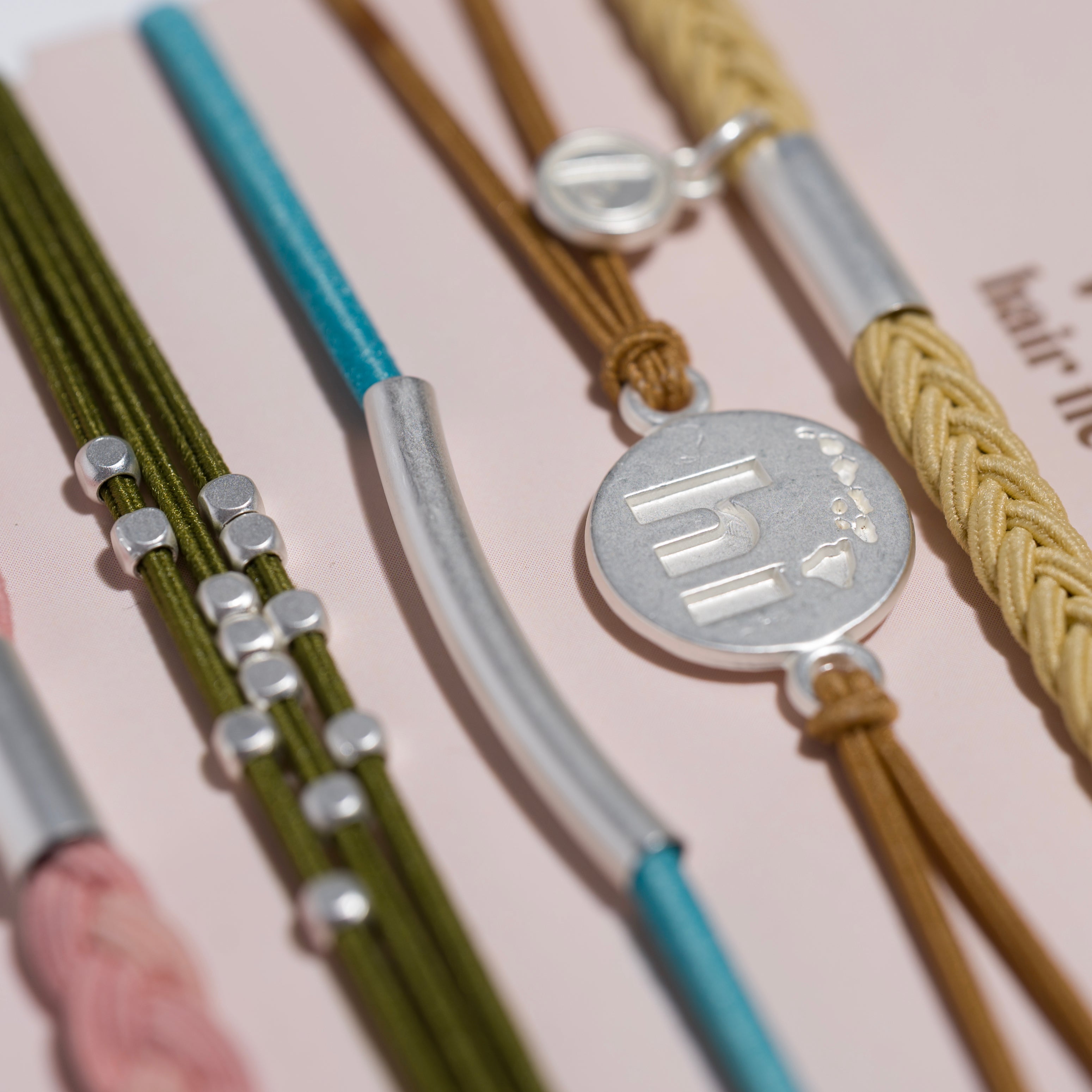Aloha - Hair Tie Bracelet