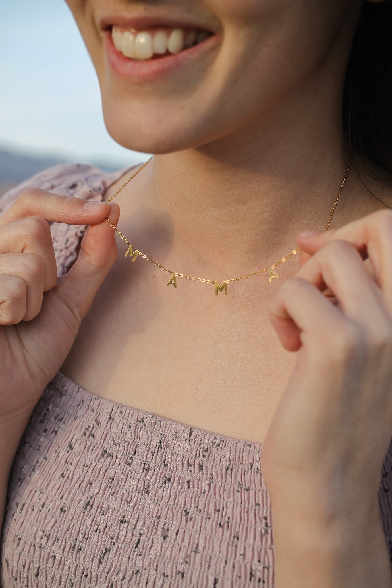 MAMA Necklace in Gold