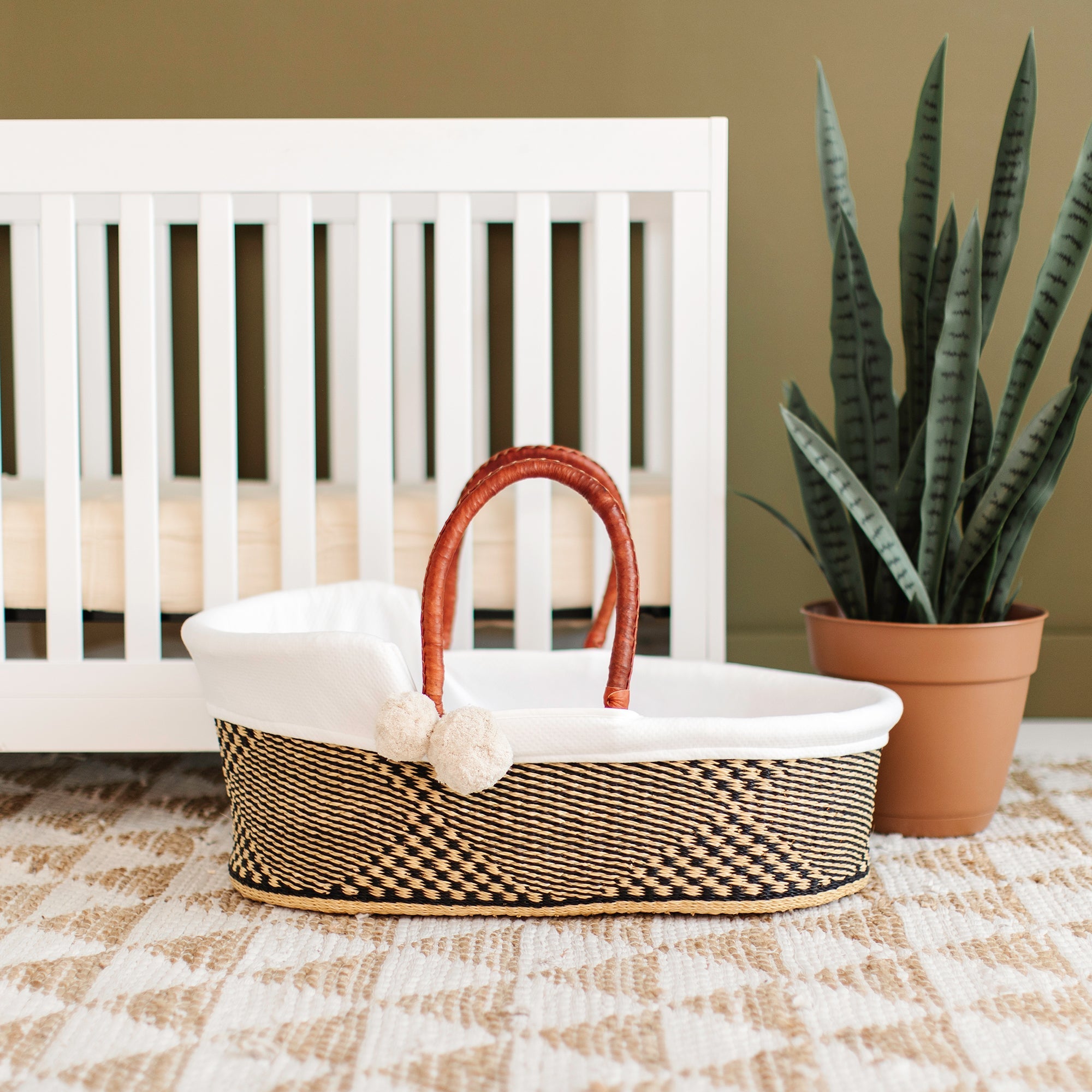 Larksong<br>African Moses Basket<br>discontinued design