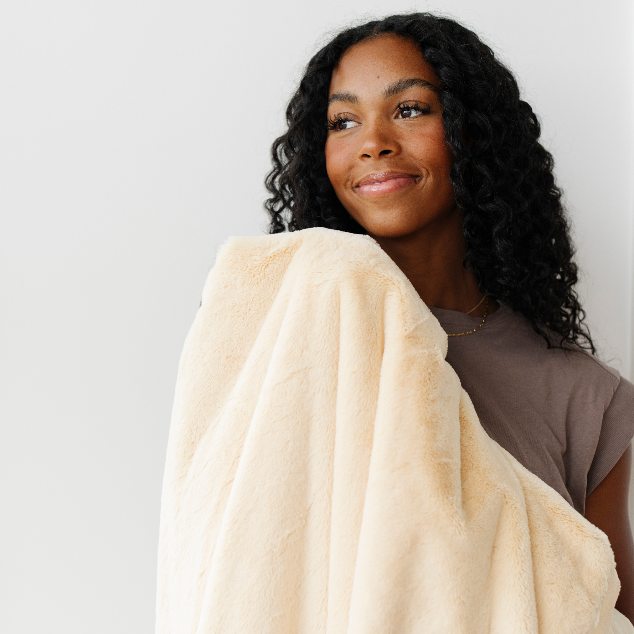 LUSH XL BLANKETS