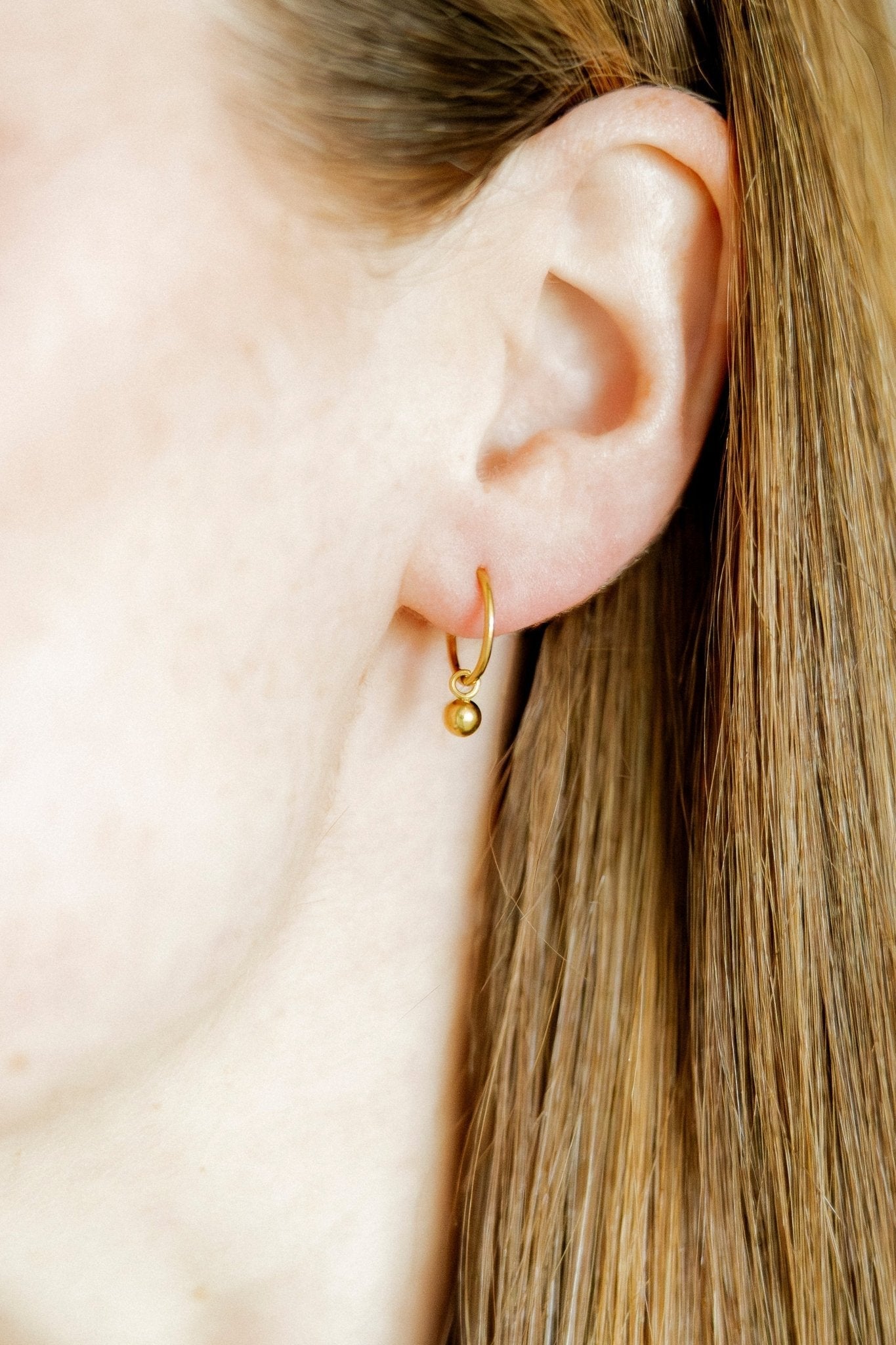 Huggie Charm Earrings - Nola 10mm