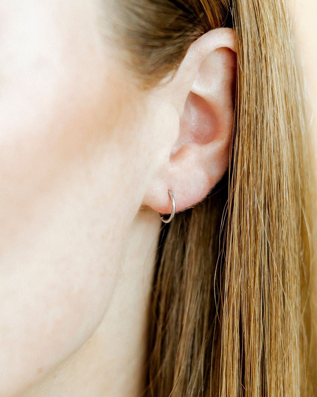 Huggie Infinity Hoop Earrings - Ava Silver 8mm