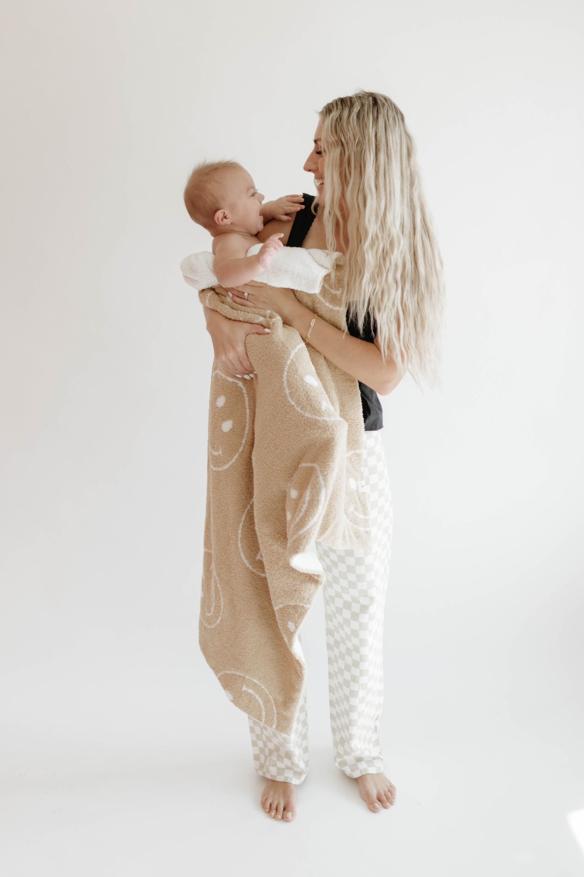 Plush Blanket  | Just Smile Black & Ivory