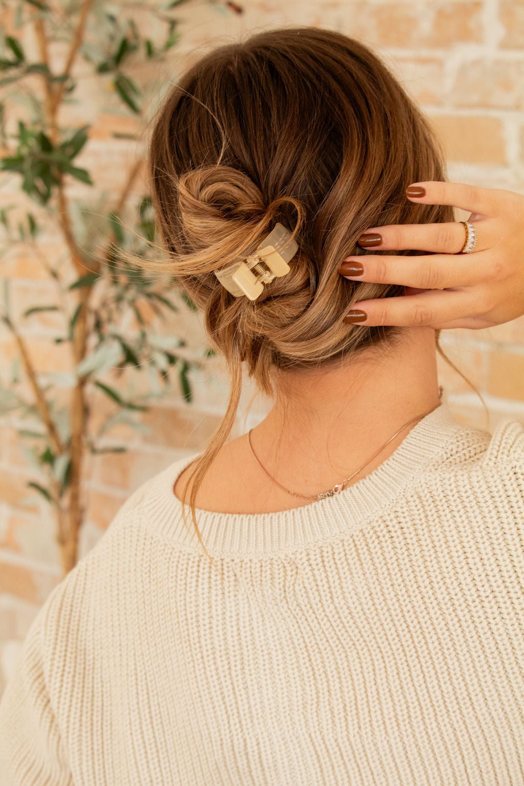 Skinny Ponytail Claw Clip